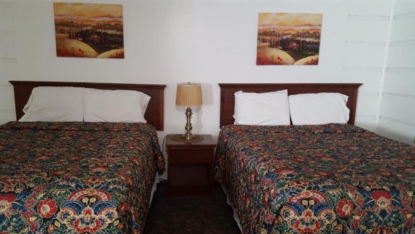 Sonoma Lodge image 10